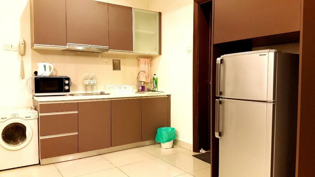 Regalia Exclusive Hostel Kuala Lumpur Exterior photo